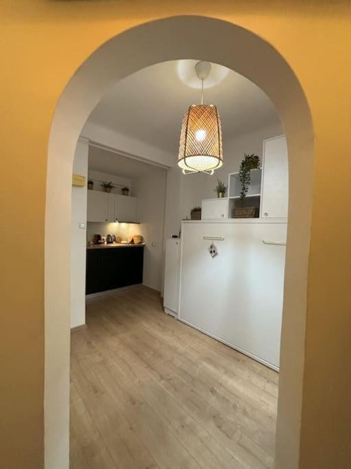 Tiny Studio Quinet Bucureşti Ngoại thất bức ảnh